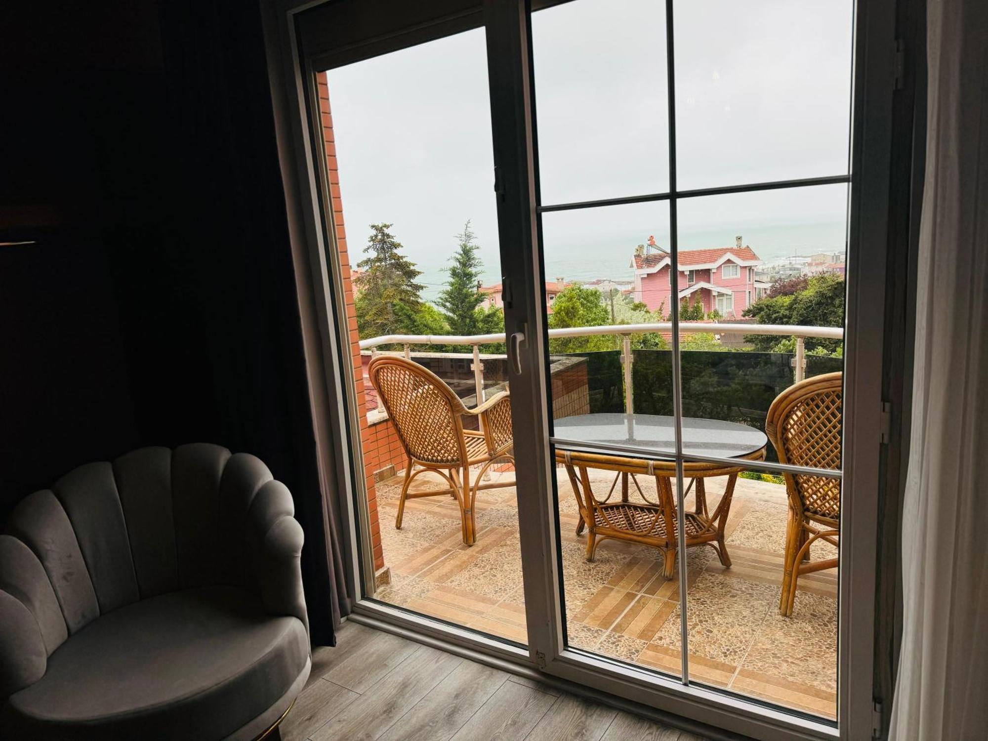 Istanbul Airport Treekos Suite Hotel Karaburun  Екстериор снимка