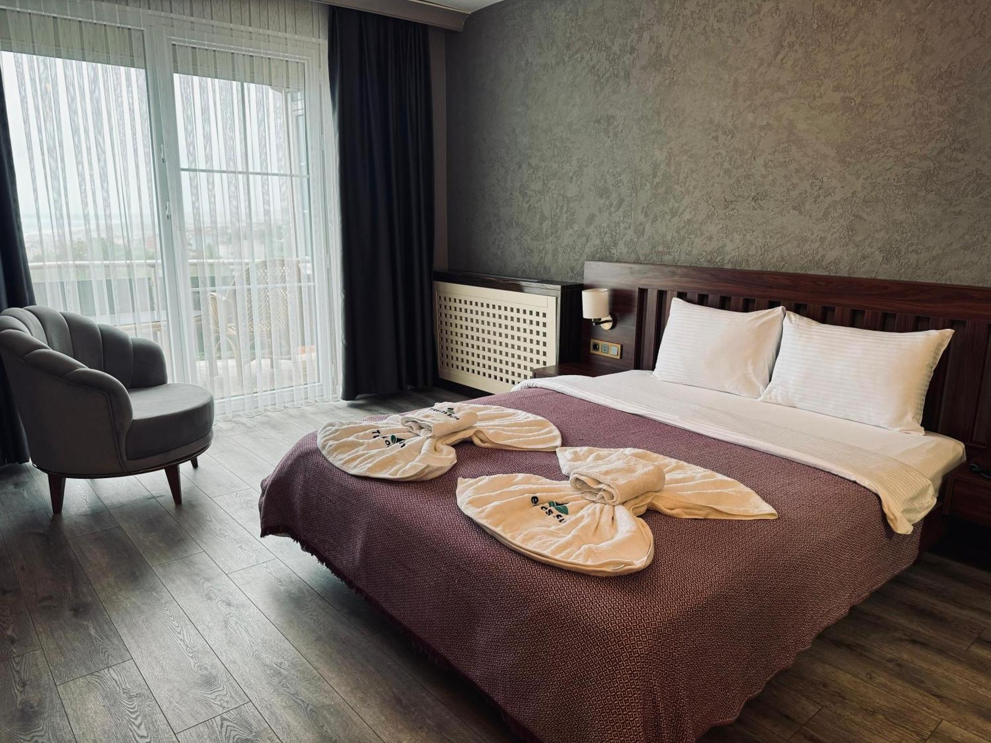 Istanbul Airport Treekos Suite Hotel Karaburun  Екстериор снимка